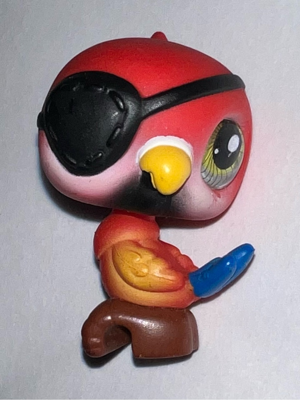 🔴Littlest Pet Shop #331 Red Pirate Parrot Collectible Figurine Hasbro Gen 2